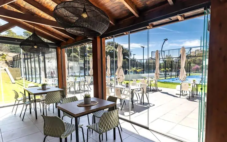Clubhouse cafe