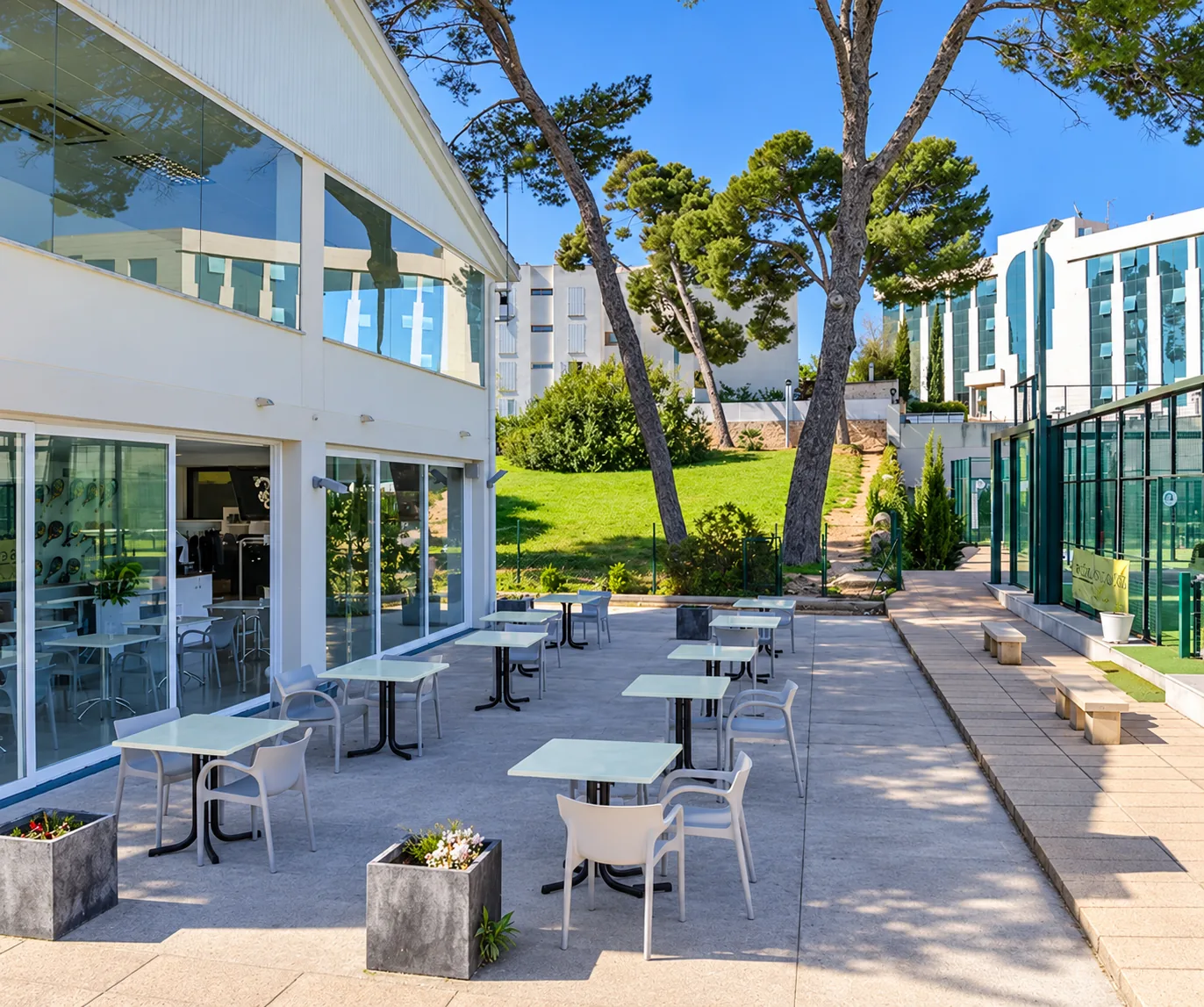 Terrace and clubhouse at Palma Racket Club, Mallorca